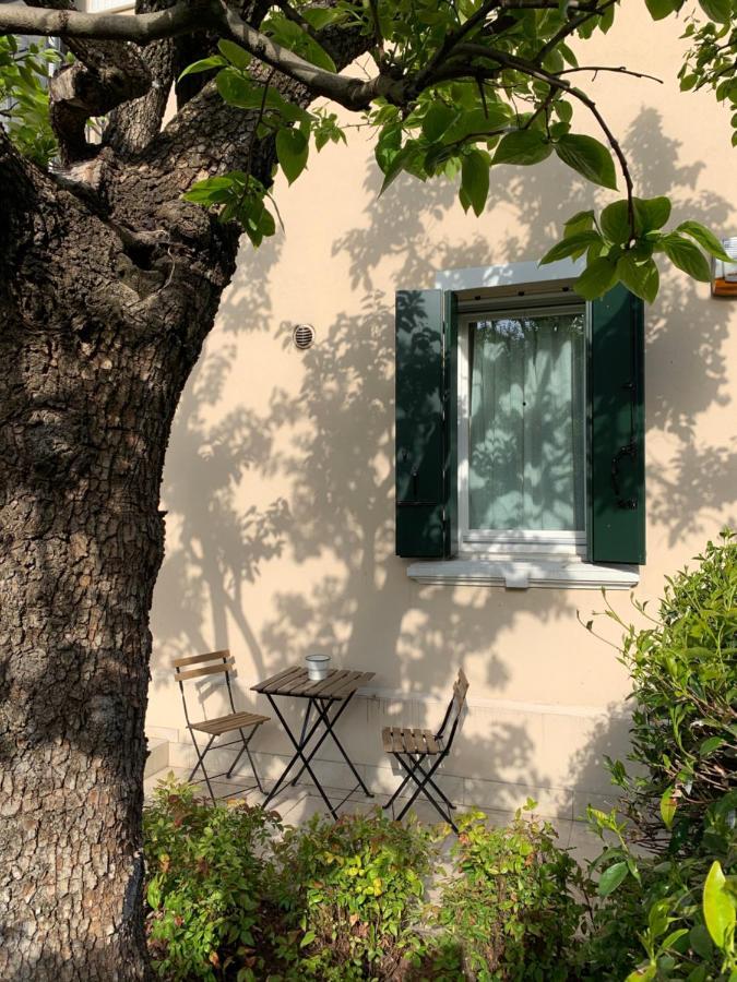 Clara'S Place Apartment Mestre Exterior photo