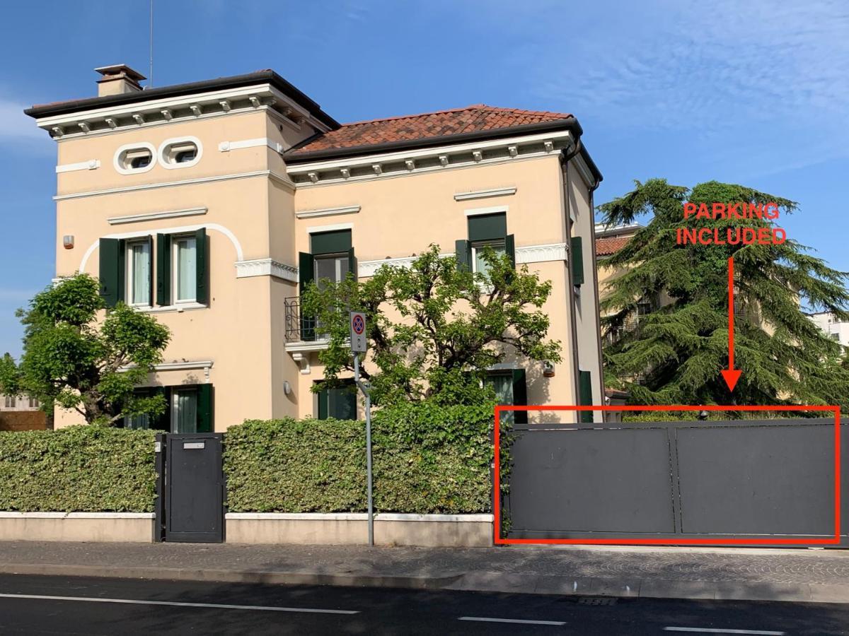 Clara'S Place Apartment Mestre Exterior photo